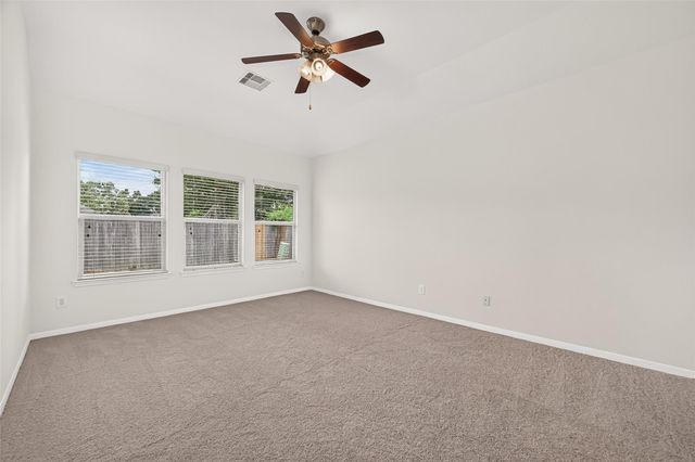 519 Glenwood Ridge Drive, Spring, TX 77386