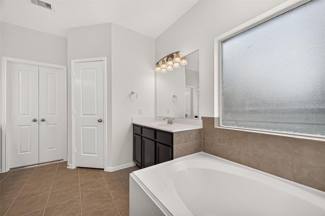 519 Glenwood Ridge Drive, Spring, TX 77386