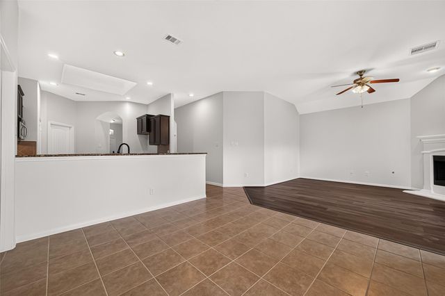 519 Glenwood Ridge Drive, Spring, TX 77386