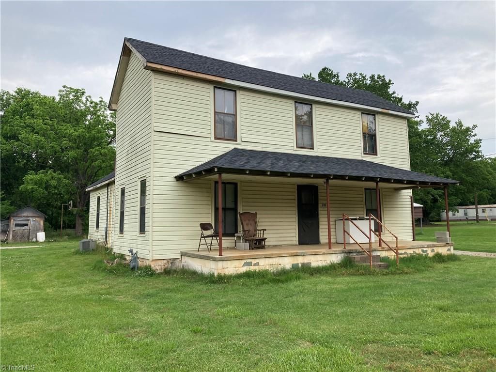 223 Jerusalem Avenue, Mocksville, NC 27028
