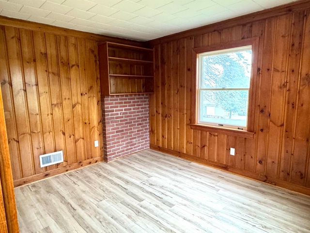 170 Pelow Hill, Derby, VT 05830