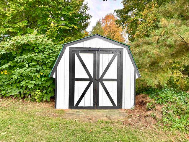 170 Pelow Hill, Derby, VT 05830