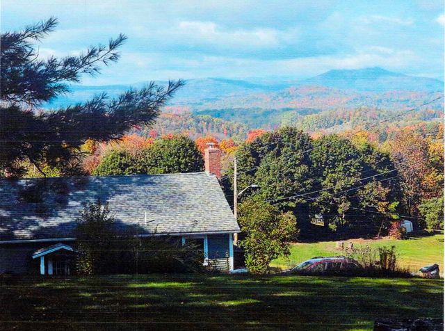 170 Pelow Hill, Derby, VT 05830