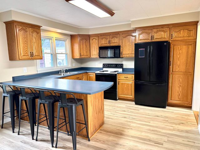 170 Pelow Hill, Derby, VT 05830