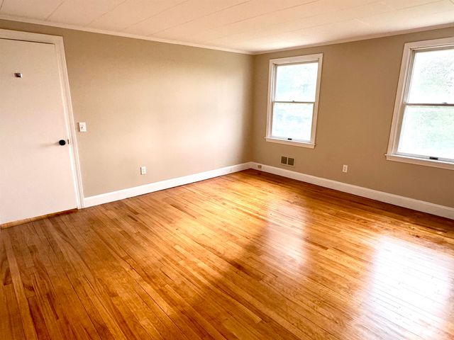 170 Pelow Hill, Derby, VT 05830