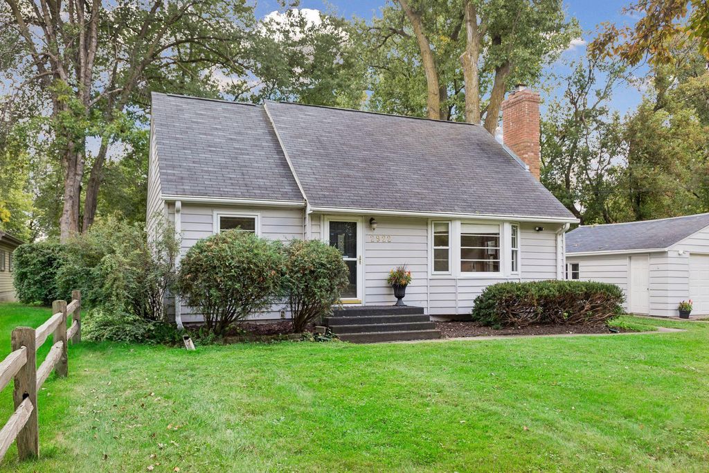 2922 Old Highway 8, Roseville, MN 55113 — photo 5