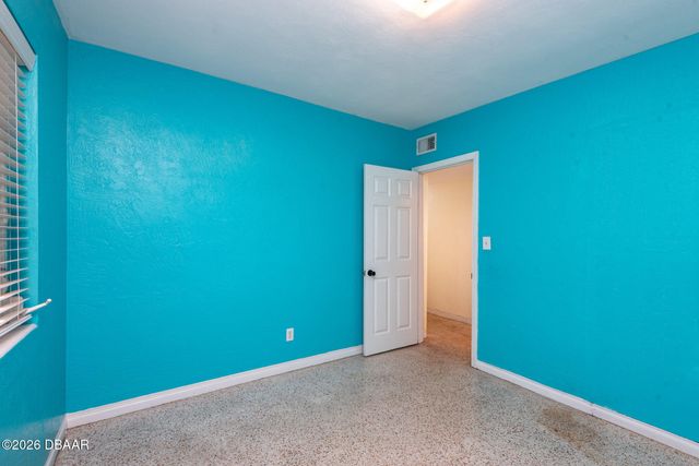 664 8th Street, Holly Hill, FL 32117