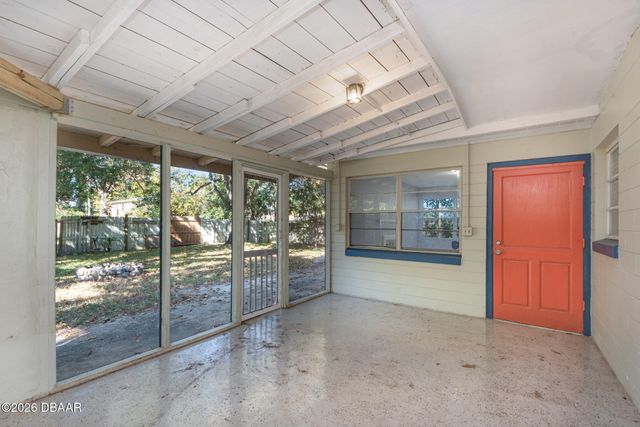 664 8th Street, Holly Hill, FL 32117