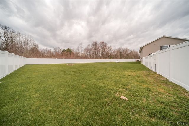 41 Milo Drive, West Monroe, NY 13167