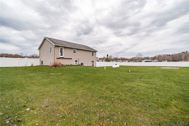 41 Milo Drive, West Monroe, NY 13167
