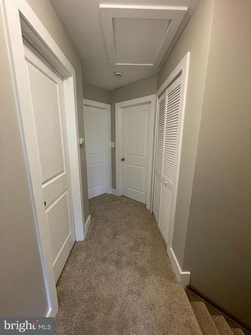 2102 E OAK RD #E2, Vineland, NJ 08361