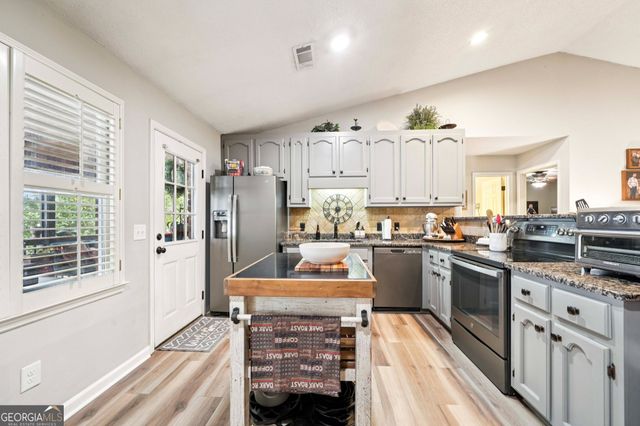 1651 Morgan Drive, Buckhead, GA 30625