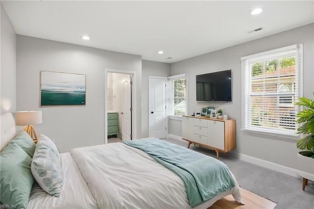 848 Townsend PL, Norfolk, VA 23502