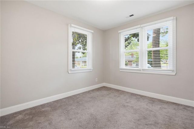 848 Townsend PL, Norfolk, VA 23502