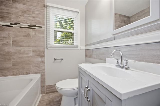 848 Townsend PL, Norfolk, VA 23502