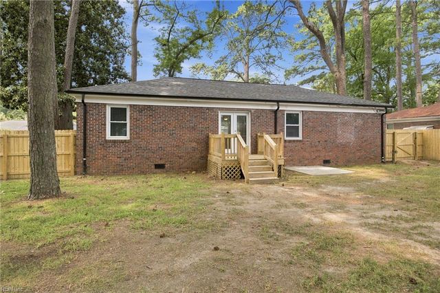 848 Townsend PL, Norfolk, VA 23502