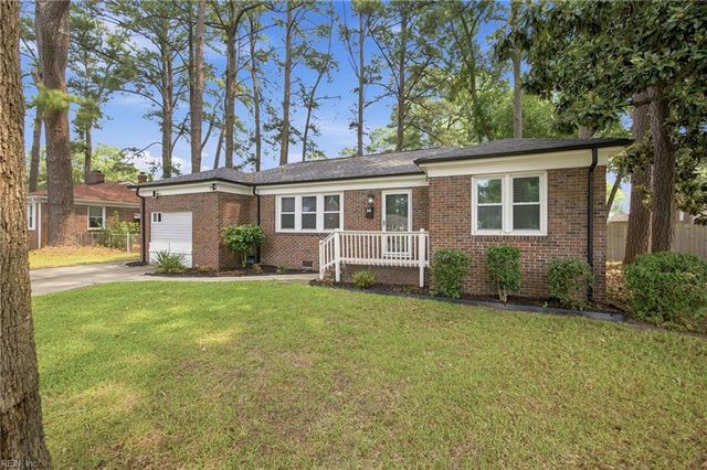 848 Townsend PL, Norfolk, VA 23502