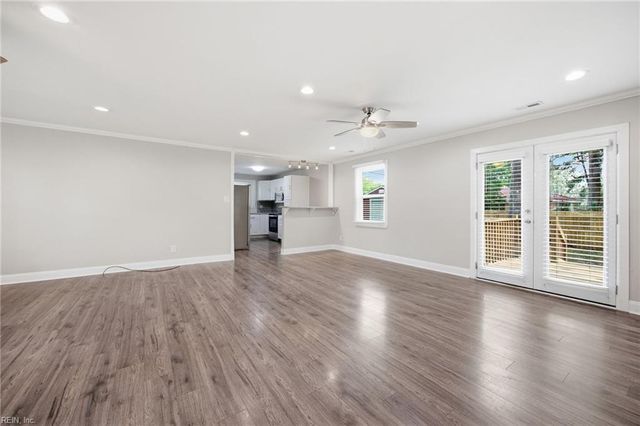 848 Townsend PL, Norfolk, VA 23502