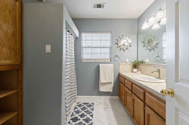 18294 Road 27, Madera, CA 93638