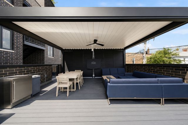 1366 W Walton Street 1E, Chicago, IL 60642