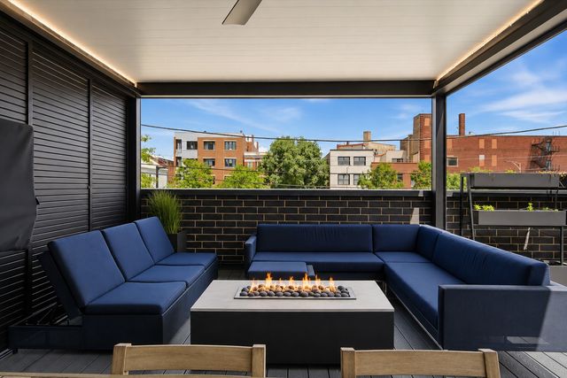 1366 W Walton Street 1E, Chicago, IL 60642