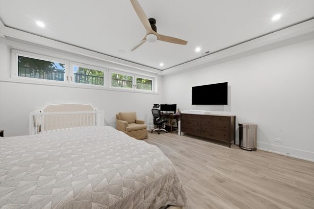 1366 W Walton Street 1E, Chicago, IL 60642