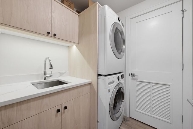 1366 W Walton Street 1E, Chicago, IL 60642