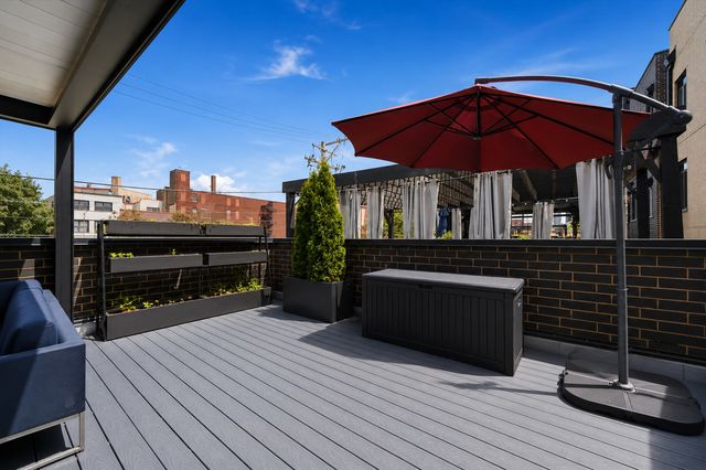 1366 W Walton Street 1E, Chicago, IL 60642