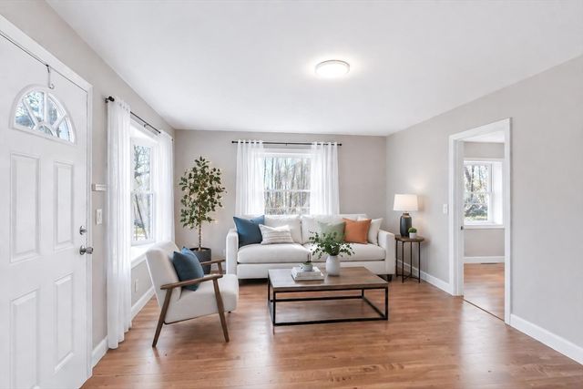 41 Maple St, Randolph, MA 02368