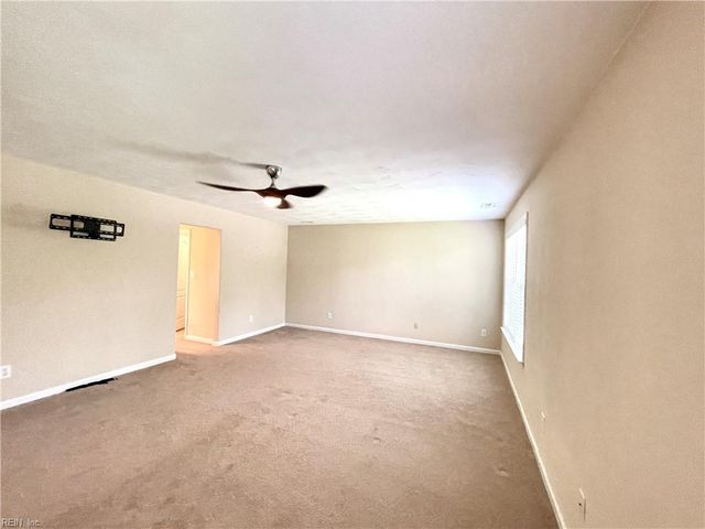 2665 Springhaven DR, Virginia Beach, VA 23456