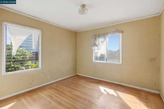 72 Murdock St, Richmond, CA 94804