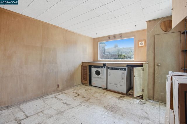 72 Murdock St, Richmond, CA 94804