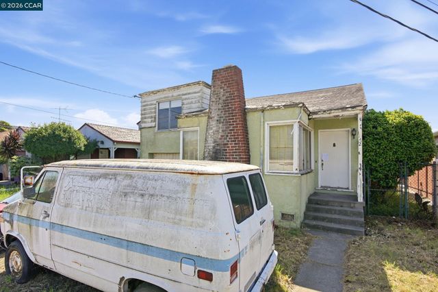 72 Murdock St, Richmond, CA 94804