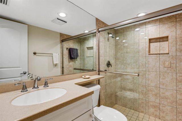 5661 MIDNIGHT PASS ROAD 401, Sarasota, FL 34242