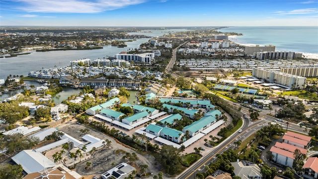 5661 MIDNIGHT PASS ROAD 401, Sarasota, FL 34242