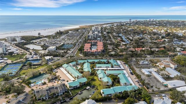 5661 MIDNIGHT PASS ROAD 401, Sarasota, FL 34242