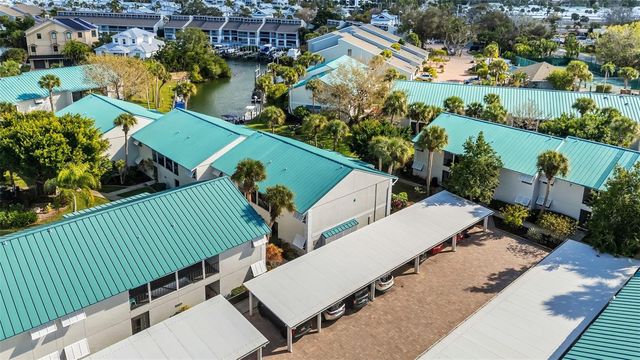 5661 MIDNIGHT PASS ROAD 401, Sarasota, FL 34242