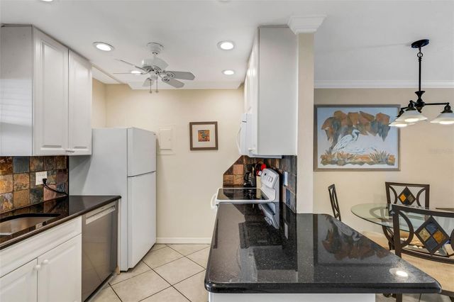 5661 MIDNIGHT PASS ROAD 401, Sarasota, FL 34242