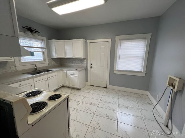44 Bluecrest Avenue, Dayton, OH 45417