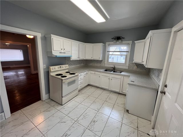 44 Bluecrest Avenue, Dayton, OH 45417