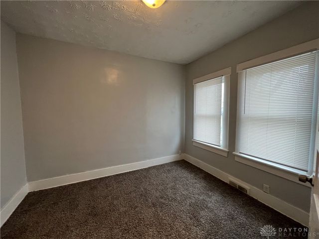 44 Bluecrest Avenue, Dayton, OH 45417
