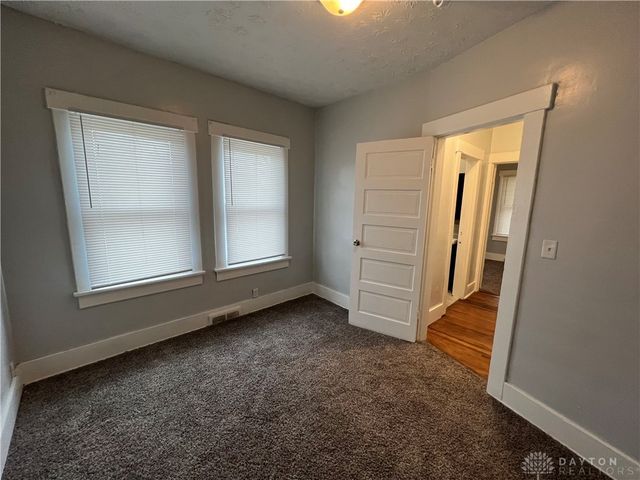 44 Bluecrest Avenue, Dayton, OH 45417