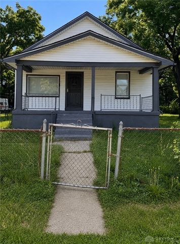 44 Bluecrest Avenue, Dayton, OH 45417