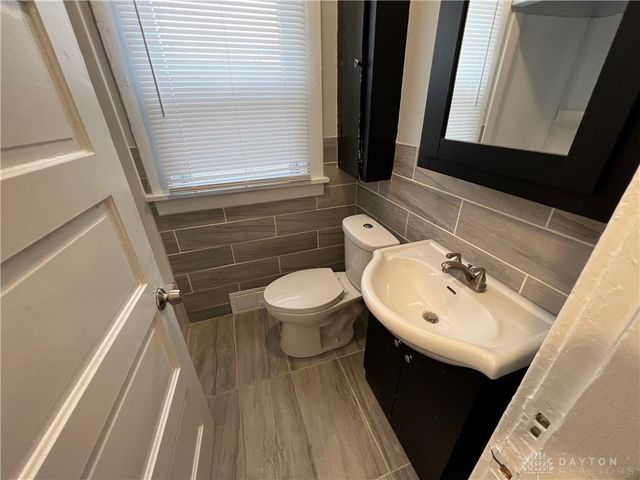 44 Bluecrest Avenue, Dayton, OH 45417
