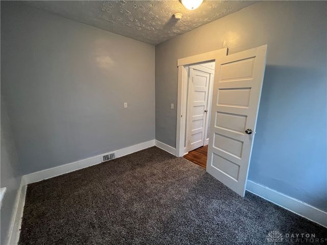 44 Bluecrest Avenue, Dayton, OH 45417