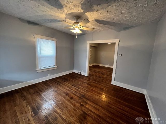 44 Bluecrest Avenue, Dayton, OH 45417