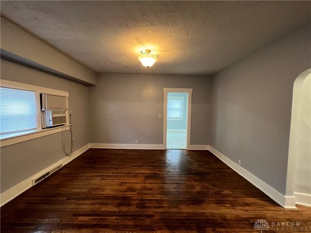 44 Bluecrest Avenue, Dayton, OH 45417