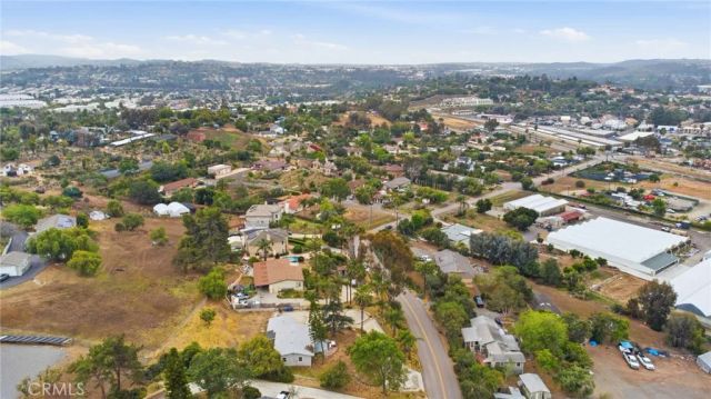 403 Estrelita, Vista, CA 92084
