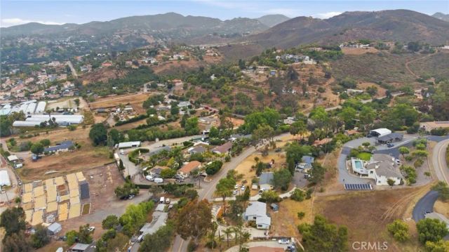 403 Estrelita, Vista, CA 92084