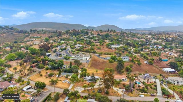 403 Estrelita, Vista, CA 92084